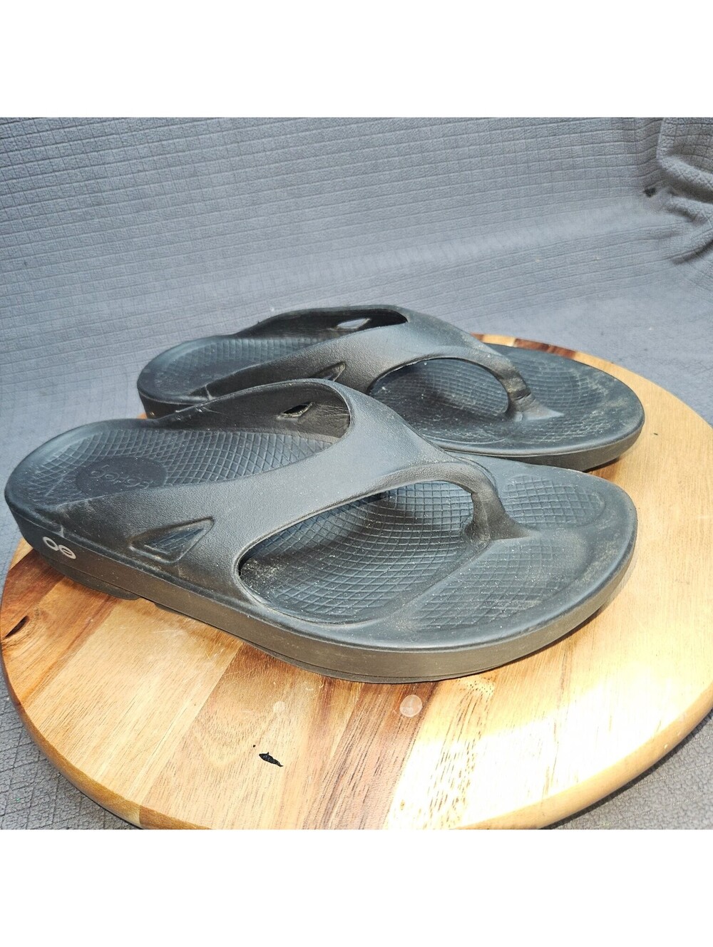 OOFOS Sandals Women's Black US 9 EU 40 OOFoam Recovery Arch Support